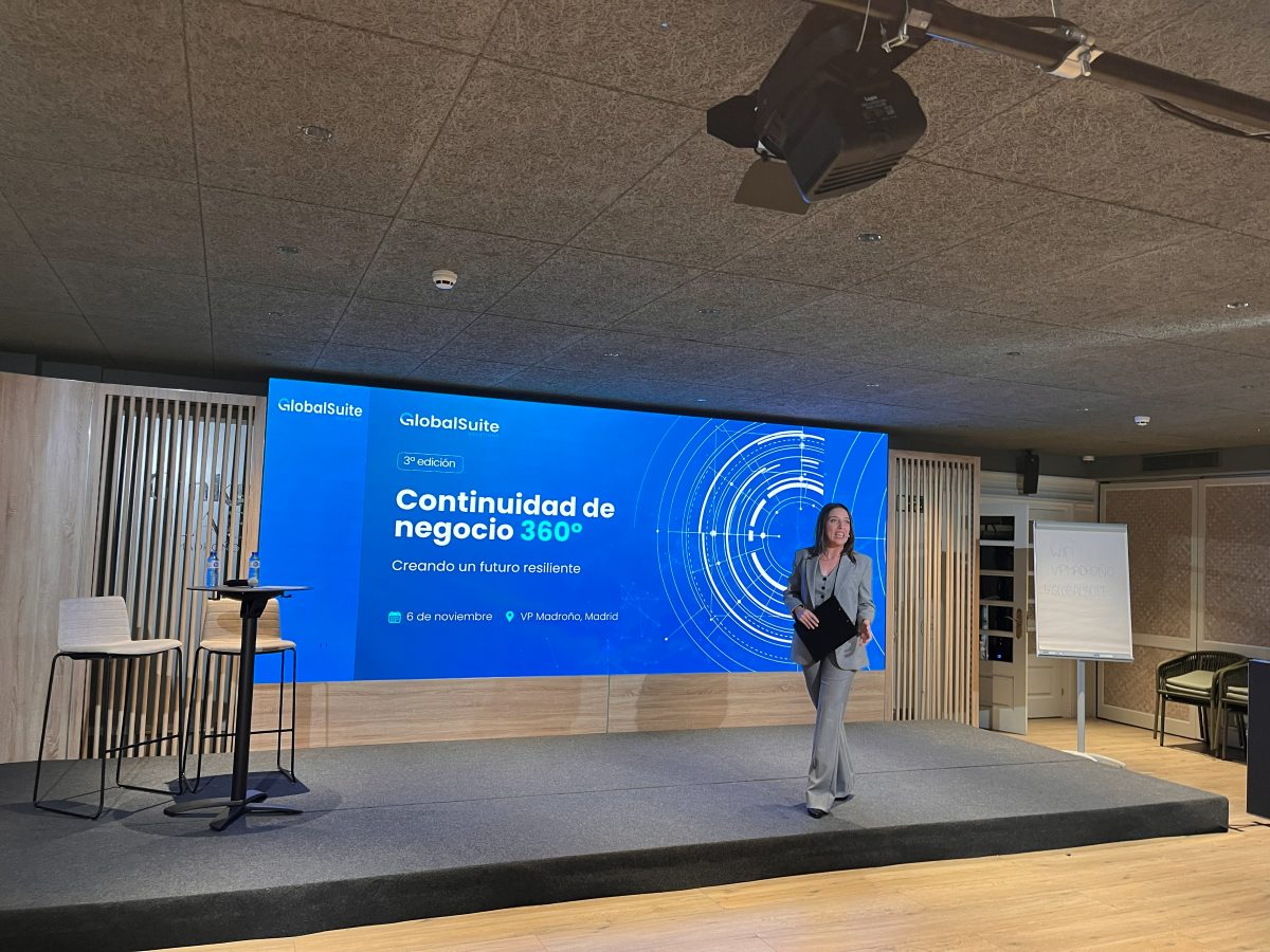 Apertura de la III edición de Continuidad de Negocio 360º en el escenario