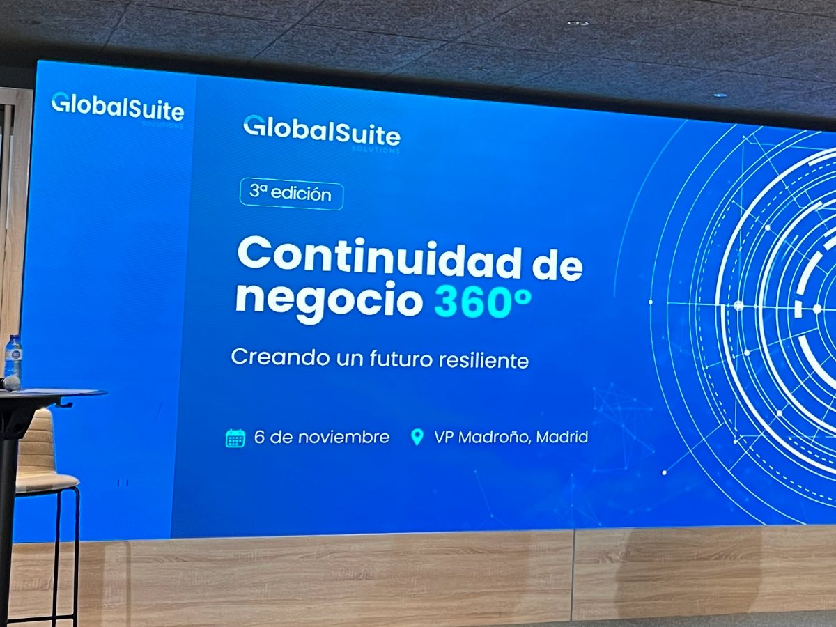 Pantalla del escenario de la III edición de Continuidad de Negocio 360º